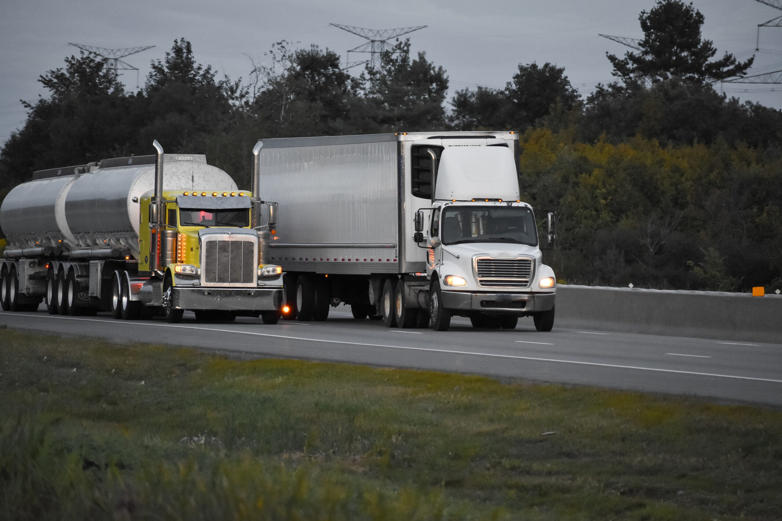 6 Elements to Consider When Choosing a Truck Accident Lawyer